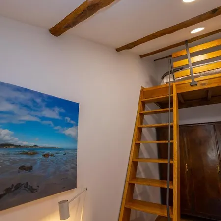 Holiday home Casa Alameda 33 De Casas Figueiras En Ria Eo-ribadeo