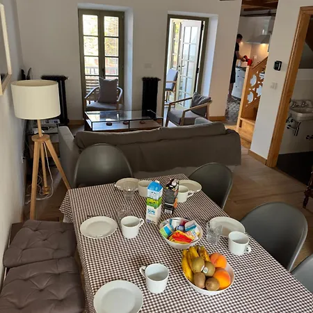 Casa Alameda 33 De Casas Figueiras En Ria Eo-ribadeo * Castropol