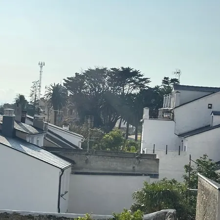 Casa Alameda 33 De Casas Figueiras En Ria Eo-ribadeo * Castropol