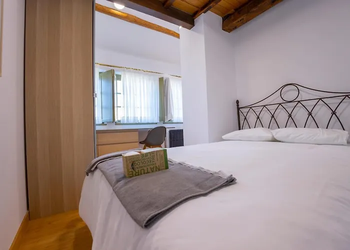 Casa Alameda 33 De Casas Figueiras En Ría Eo-ribadeo Castropol